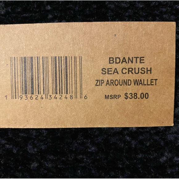 NWT Steve Madden Wallet - Picture 2 of 5